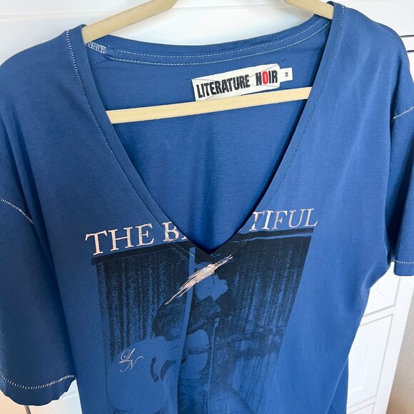 Literature Noir RARE Tee Womens Medium Blue Pulp Fiction Foil THE BEAUTIFUL FALL - Picture 3 of 12